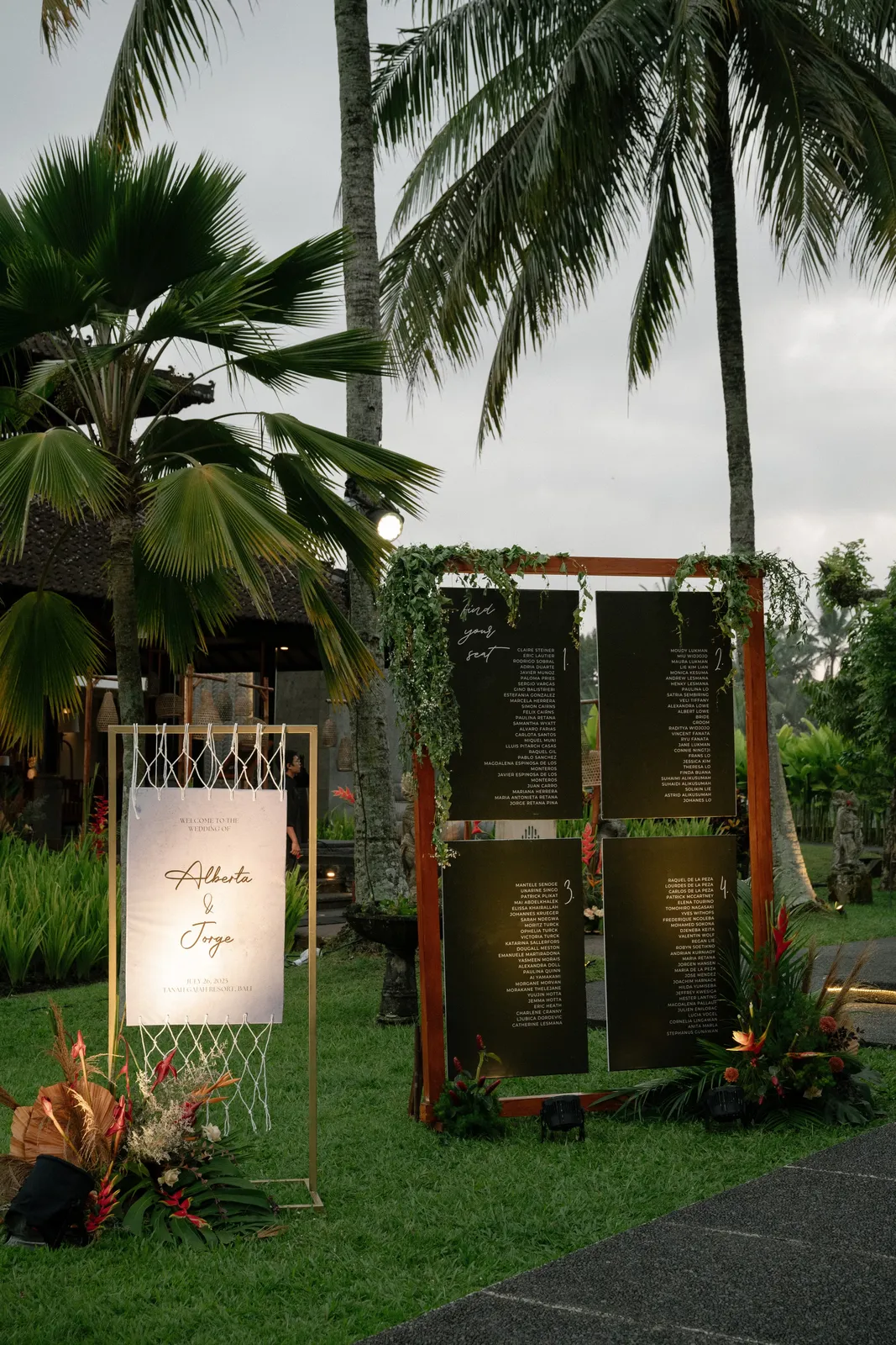 Tropical Paradise decoration 12